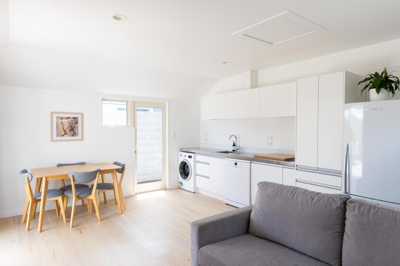Mount Maunganui Self Contained Flat By The Beach Room photo