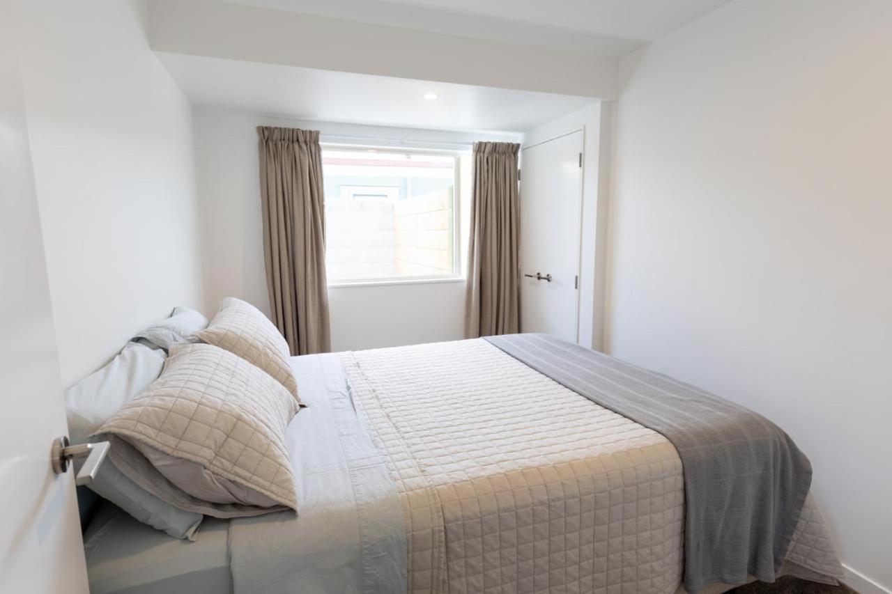 Mount Maunganui Self Contained Flat By The Beach Room photo